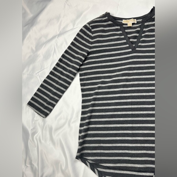 Michael Kors Dark & Light Grey Striped Quarter Sleeve Shirt SM - Silver Zippers - Picture 12 of 16